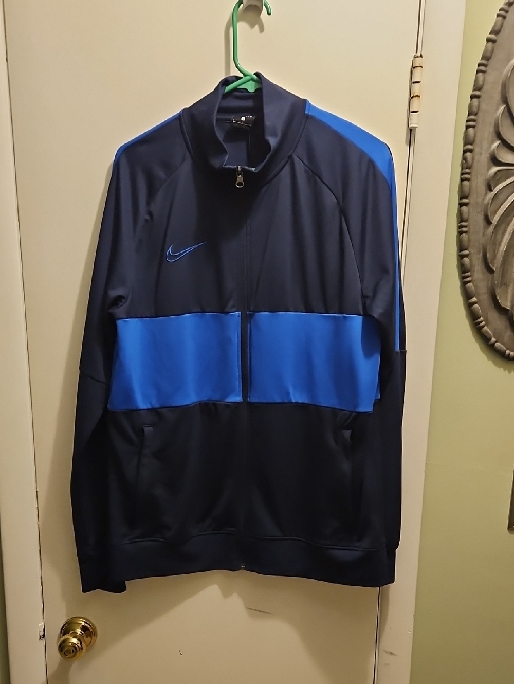Nike Men's Zip Up Jacket